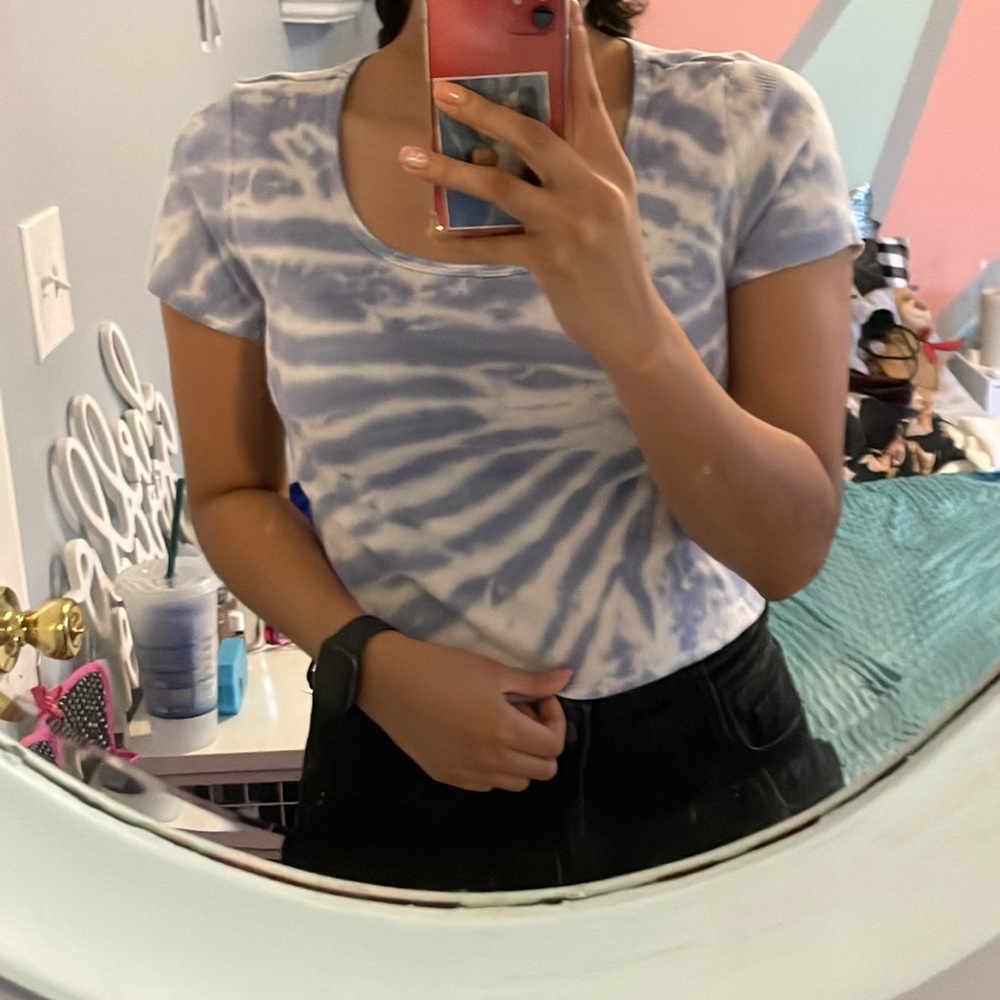 Cute AE Blue tie-dye crop T